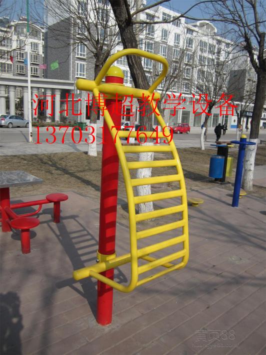 新國標(biāo)伸背架生產(chǎn)廠家 為運(yùn)動器材行業(yè)注入專業(yè)與安全新動力